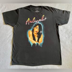 Aaliyah R&B Singer Women’s T-Shirt Black Size XL Airbrush Style Graphic